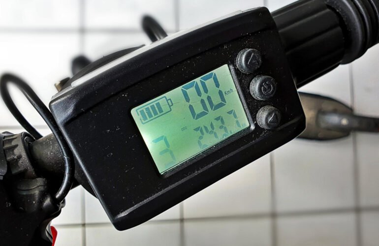 Battery Capacity & Range in Electric Two-Wheelers